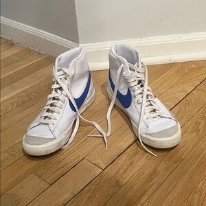 Mens Nike White High-Top Sneakers with Blue Swoosh